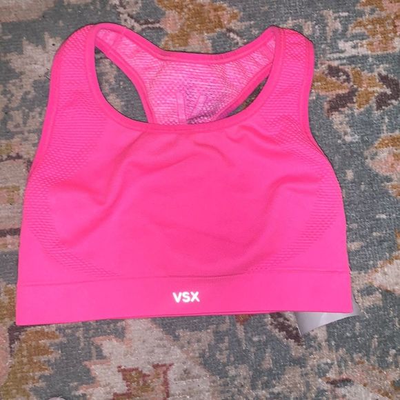 Victoria’s Secret sports bra size s